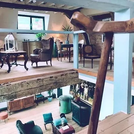 The Lofty Mystic'S Lodge